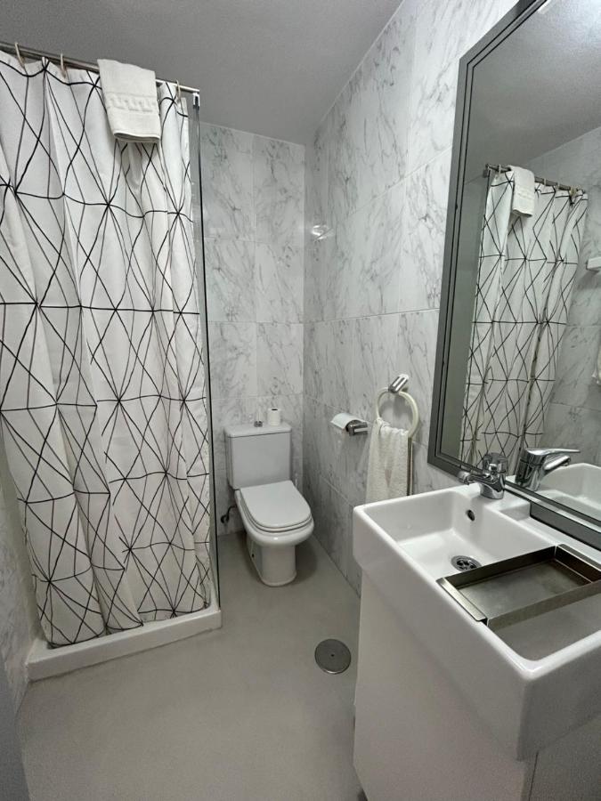 Single Interior Room