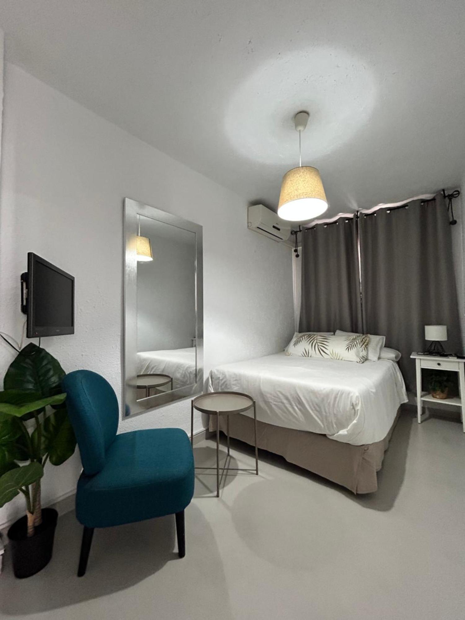 Double or Twin Interior Room
