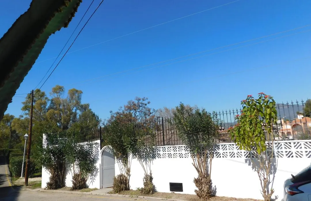 Apartamento con aparcamiento privado en Marbella-1