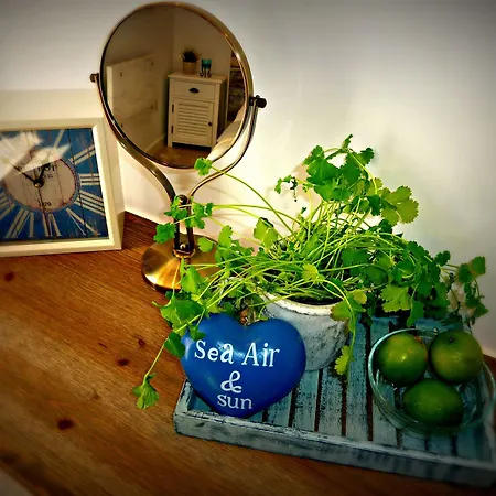 Villa Breeze Boutique Guest Rooms, Marbella-2